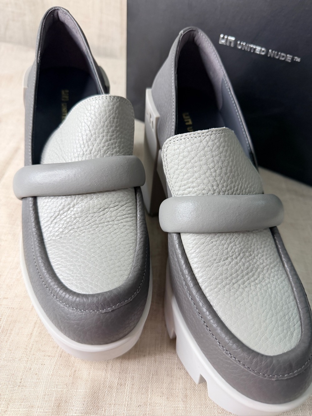 united nude grip loafer